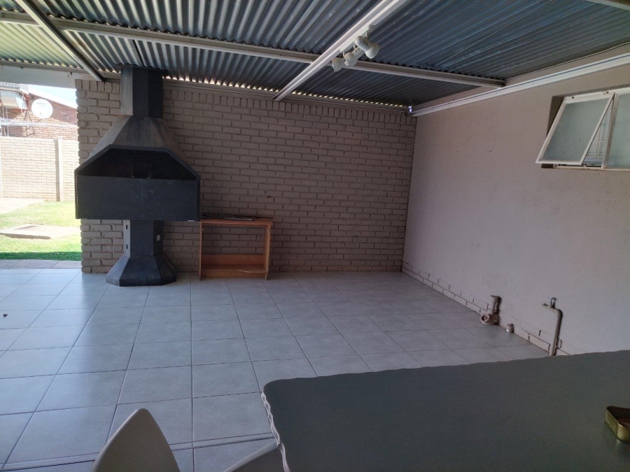 3 Bedroom Property for Sale in Blydeville Northern Cape